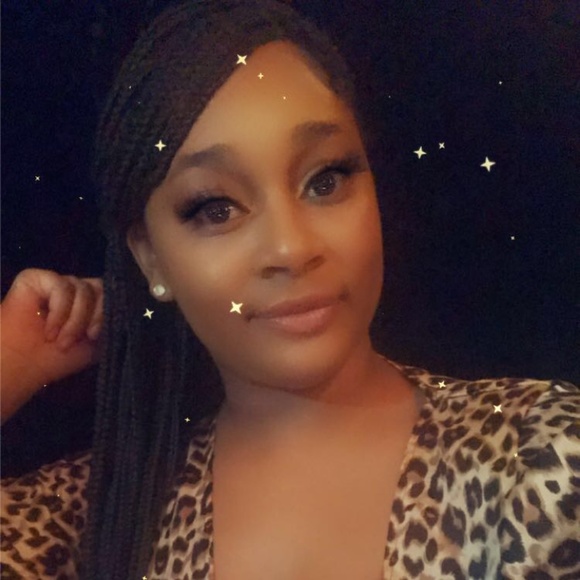 Meet your Posher, Lichae' - Picture 2 of 3